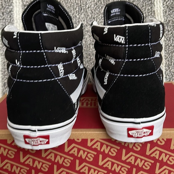 Vans Sk8-Hi Vans Black/True White WMNS - Picture 14 of 16